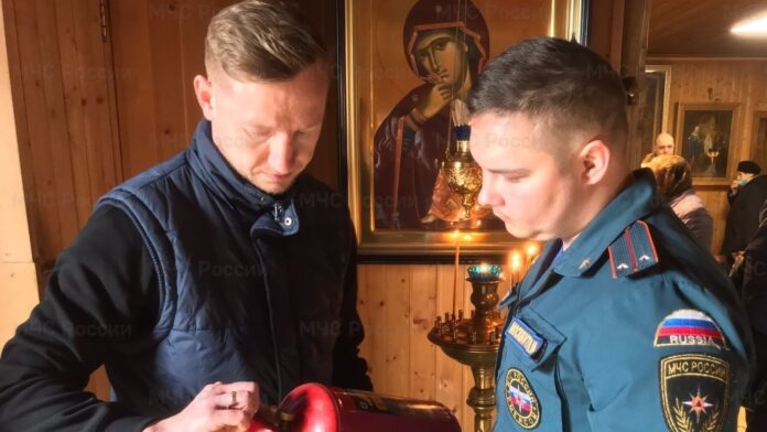 sotrudnikami-glavnogo-upravleniya-mchs-rossii-po-ryazanskoy-oblasti-splanirovany-dezhurstva-vo-vremya-rozhdestvenskih-bogosluzheniy_1672213141699016425__2000x2000__watermark