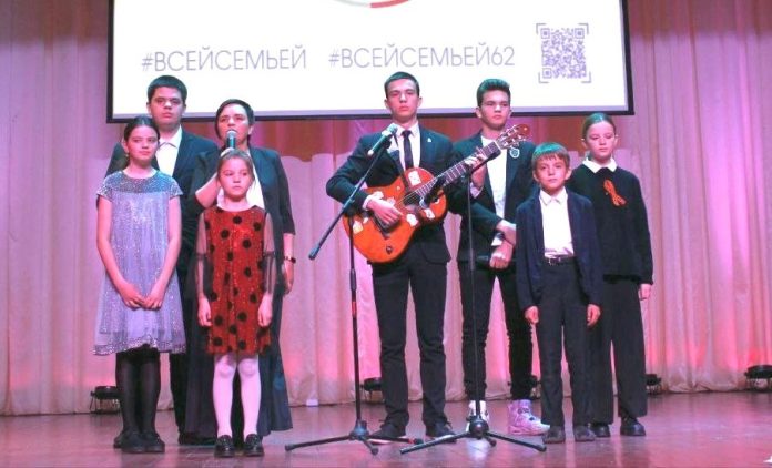 photo_5350667852631364777_y