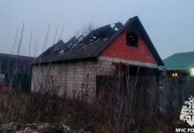 В Ухолове горел гараж