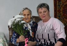 В Ухоловском округе поздравили с наступающим Днем Победы труженицу тыла Екатерину Маринушкину