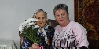 В Ухоловском округе поздравили с наступающим Днем Победы труженицу тыла Екатерину Маринушкину