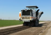 В селе Погореловка Ухоловского округа начали ремонтировать дорогу