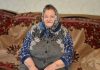 Плетея Зинаида Холодкова из Ряжского округа помогает возродить журавинское кружево