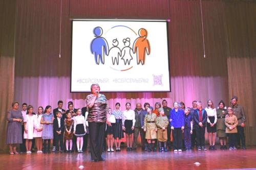 photo 5350667852631364780 y